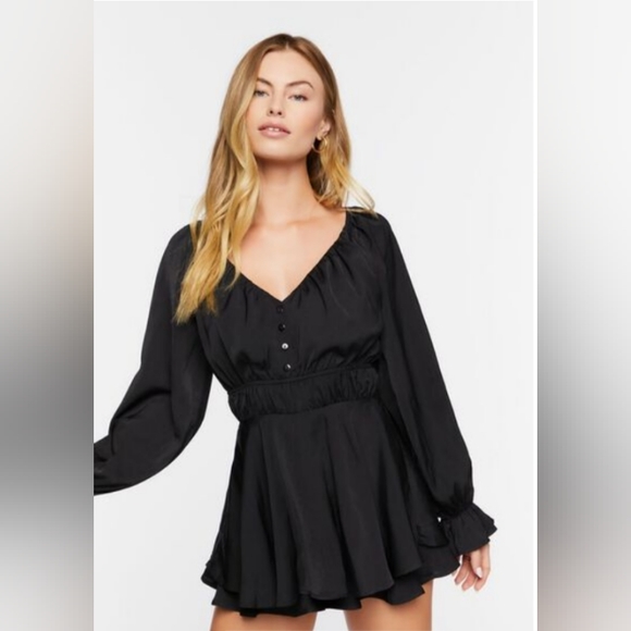 NWT Trumpet-Sleeve Flounce Romper forever 21 size small - Picture 1 of 8